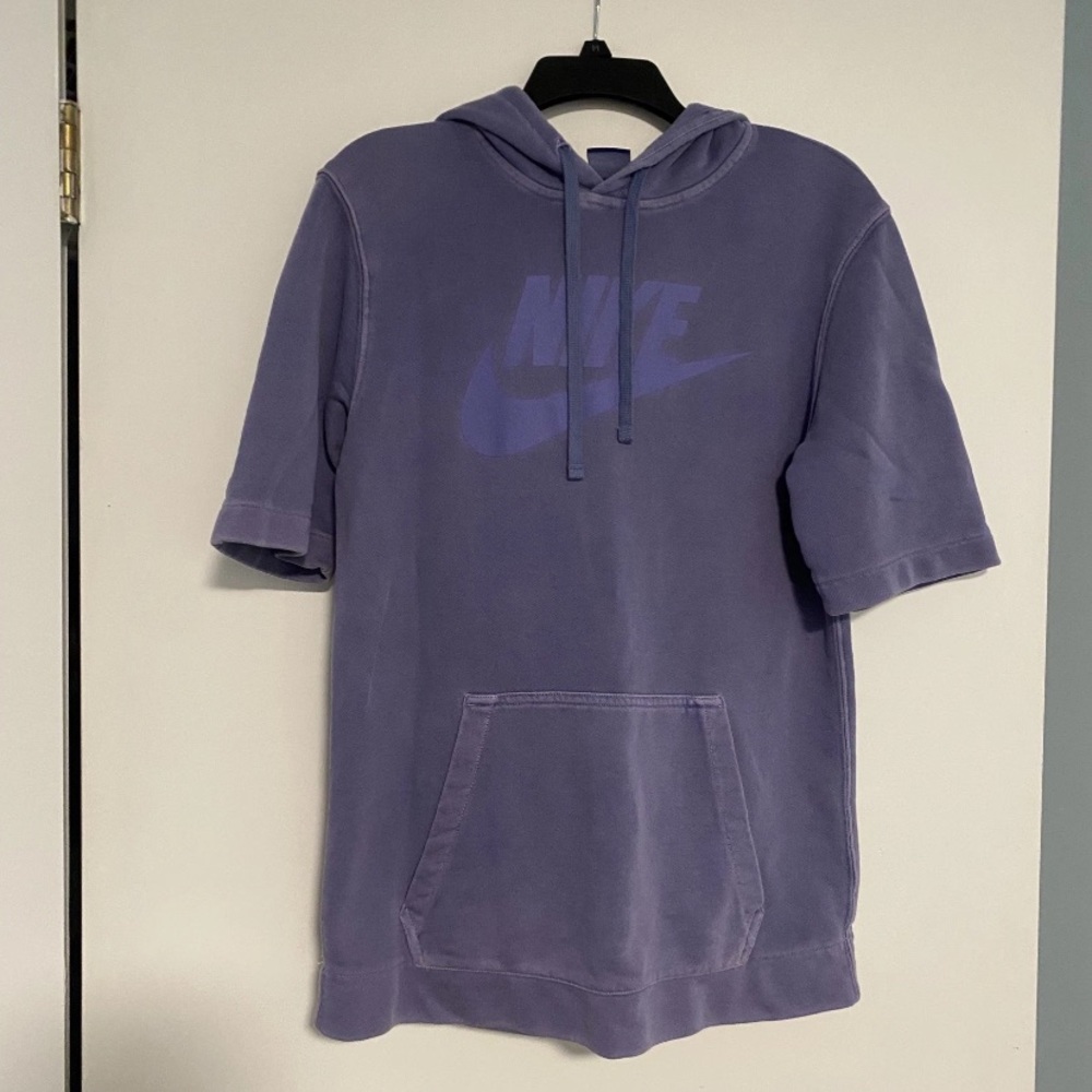 VTG Nike Sportswear Hoodie Men’s S Purple Short Sleeve Sweatshirt Athletic Gym